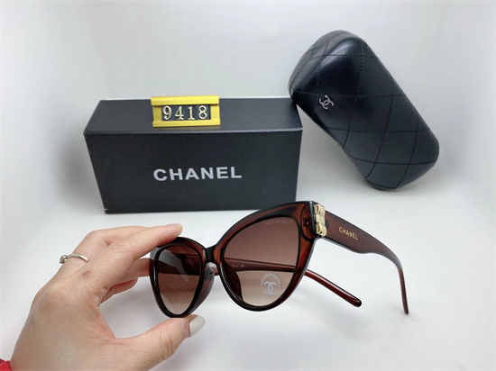 Chanel Sunglass A 052
